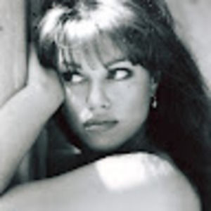 Meet your Posher, Mia